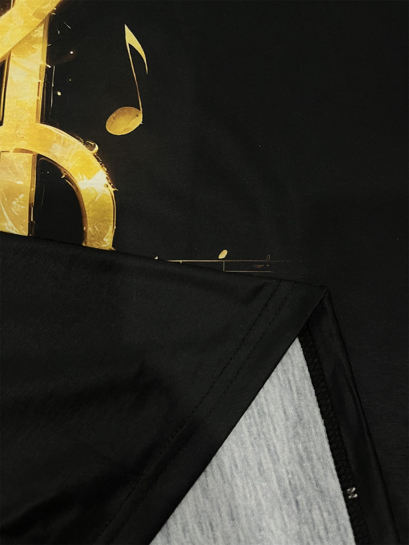 Men's Casual Summer T-shirt With Geometric Notes And Music Symbol Prints, Ideal For Gift Giving